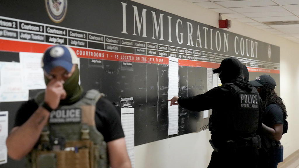 Federal choose strikes down ICE courthouse arrest, detention insurance policies | Invesloan.com