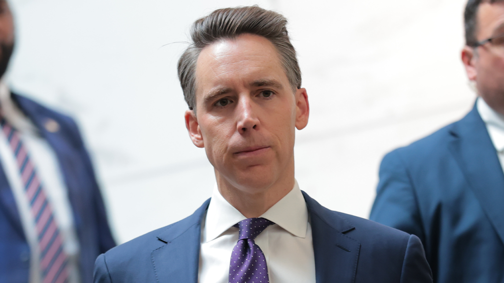 Sen. Josh Hawley introduces invoice to ensure funding for rural ERs | Invesloan.com