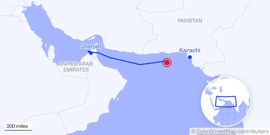 A Boeing 737 Plane Has Disappeared Off the Coast of Pakistan | Invesloan.com