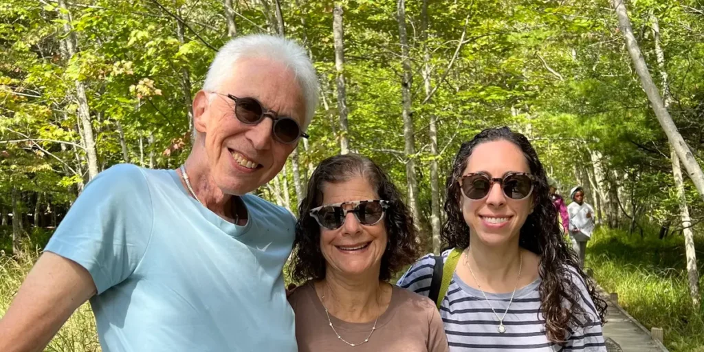 I Wanted to Be My Parents’ Caregiver; My MS Diagnosis May Make It Hard | Invesloan.com