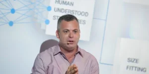 Wix CEO Runs an AI Coding Giant however Says AI Gets ‘Too Much Credit’ | Invesloan.com
