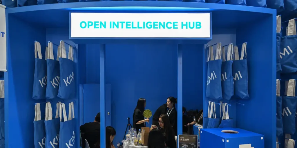 Americans Are Freaking Out Over China’s Open-Source AI Strategy | Invesloan.com