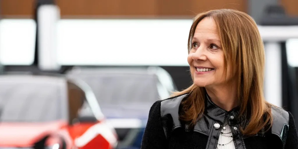 GM Swallows $10.9 Billion Pill to Reset EV Plans | Invesloan.com