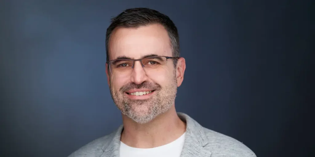 I’m a Microsoft Veteran. Here’s Who I’d Hire for the AI Transition | Invesloan.com