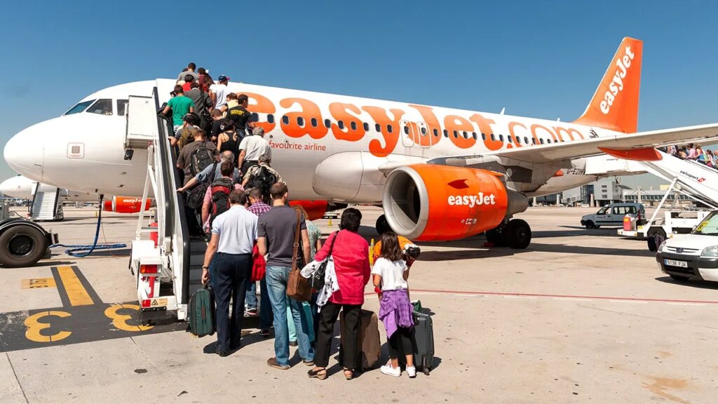 Passenger brawl aboard an easyJet flight to Liverpool compelled to return | Invesloan.com