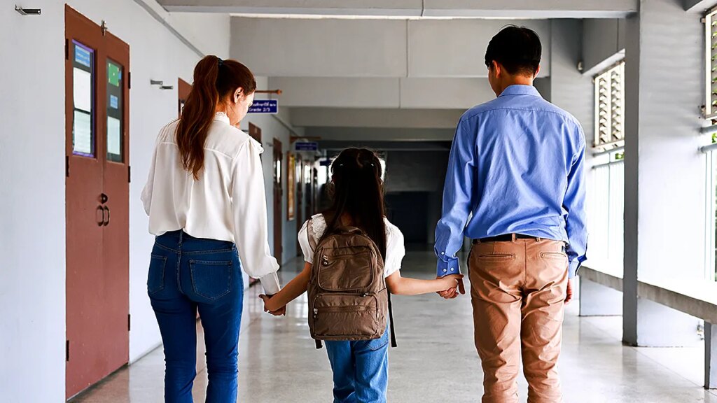 Anne Arundel faculty sued for hiding gender transition from dad and mom | Invesloan.com