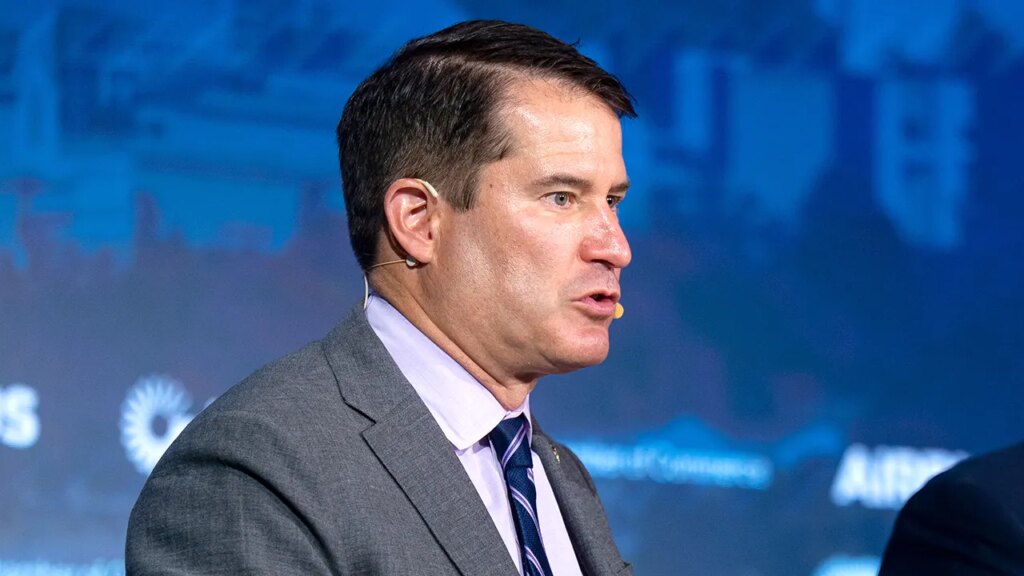 Rep. Seth Moulton says Democrats are solely opposing Trump on immigration | Invesloan.com