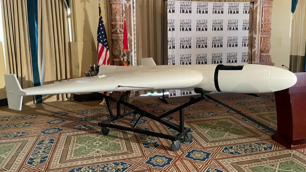 Jeb Bush warns Iran armed Cuba with 300 drones whereas praising Trump | Invesloan.com