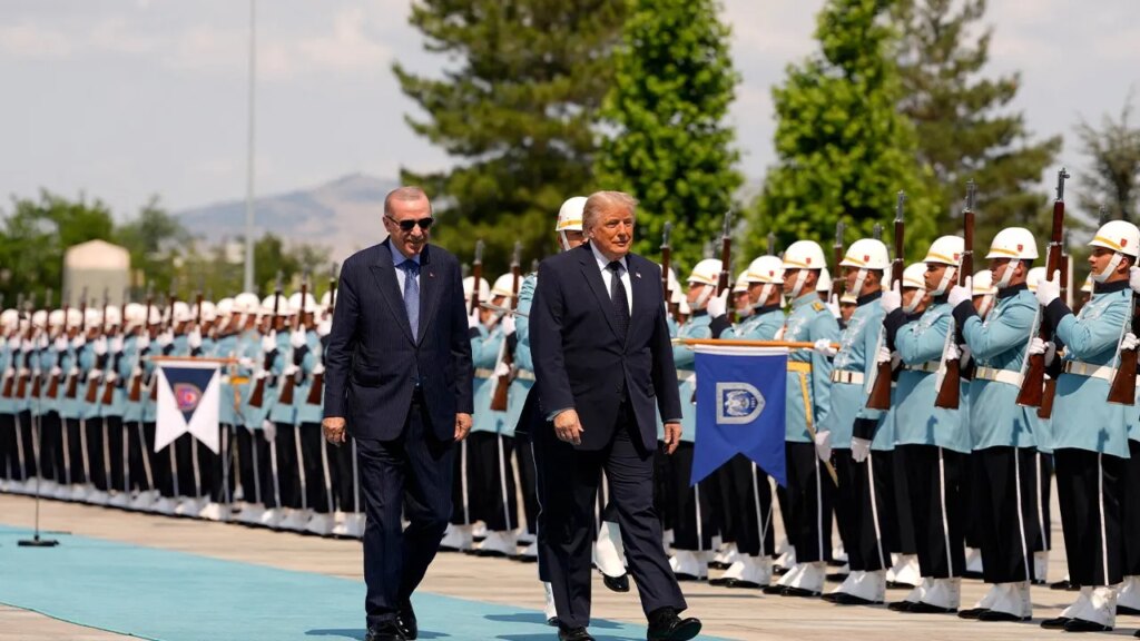Trump and Zelenskyy meet at NATO summit amid Patriot missile disaster | Invesloan.com