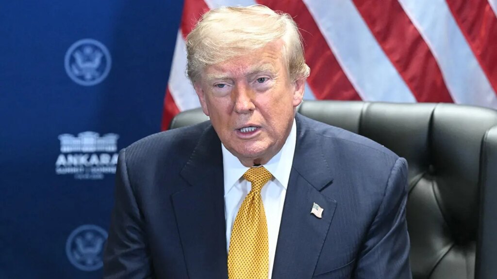 Trump warns US would ‘decimate and destroy’ Iran over assassination try | Invesloan.com