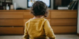 We Told Our Kids the TV Broke. We Never Turned It Back on. | Invesloan.com