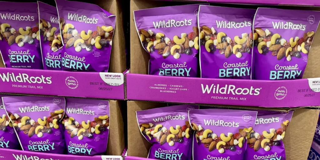 I’ve been a Costco government member for 11 years. I’ll all the time fill up on these 7 snacks. | Invesloan.com