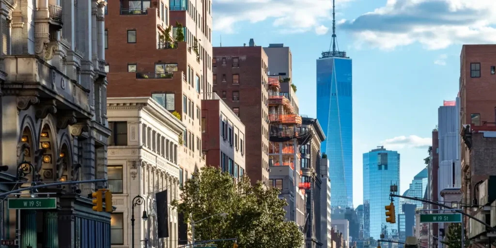 Manhattan Rents Top $5,000, As Inventory Drops a Staggering 39% | Invesloan.com