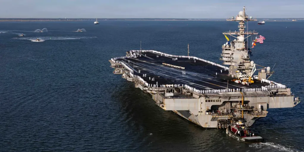 Trump Pushes Costly Return to Steam on Future US Navy Aircraft Carrier | Invesloan.com