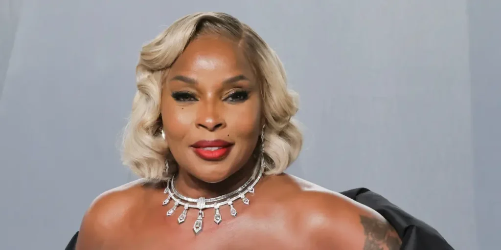 Mary J. Blige Says She Learned Tough Lessons About Managing Her Money | Invesloan.com