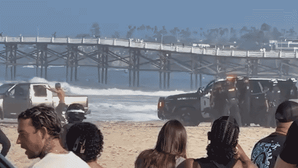 Pacific Beach reckless driver arrested after police chase onto the sand | Invesloan.com