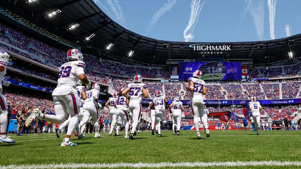 Ryan Fitzpatrick says pals raving about Highmark Stadium regardless of harsh critics: ‘Absolutely unbelievable’ | Invesloan.com