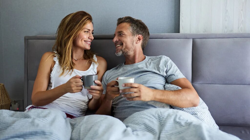Expert shares date evening and flirting tricks to repair a sexless marriage | Invesloan.com