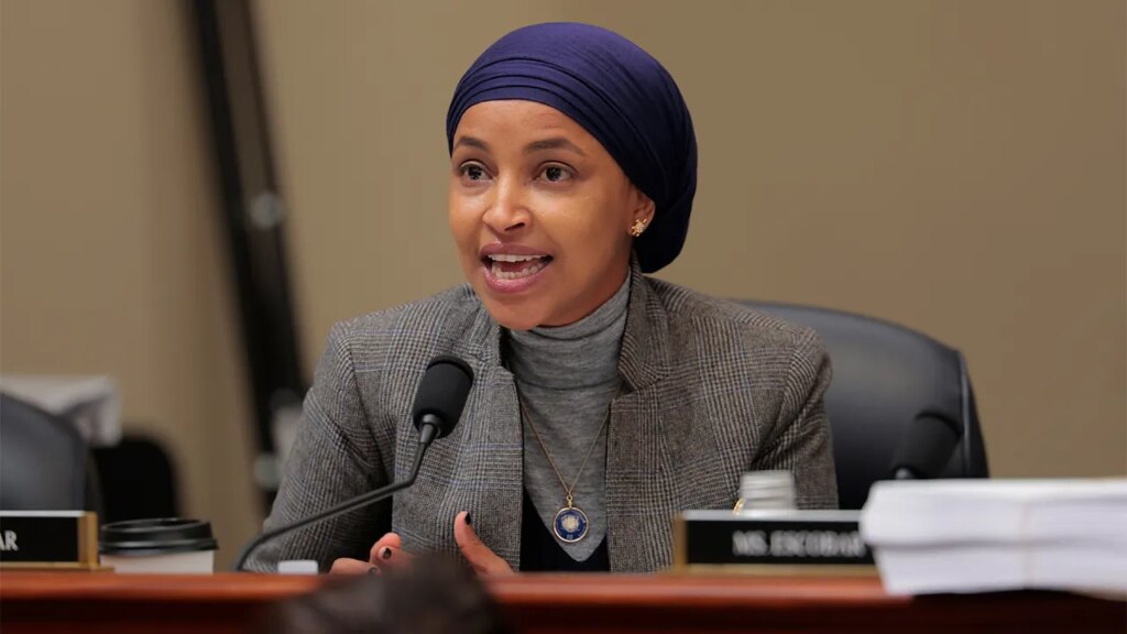 Ilhan Omar’s critics erupt after weapons reportedly seized from son’s house in probe | Invesloan.com