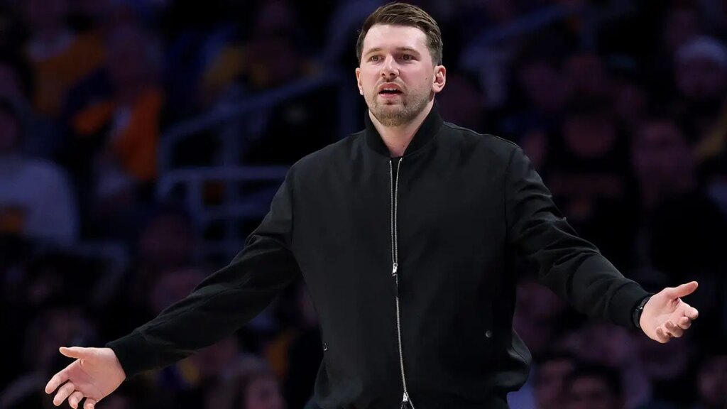 Luka Doncic and the Lakers did some staff constructing at Slovenian nightclub the place a Playboy mannequin was hanging out | Invesloan.com