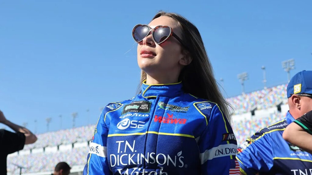 NASCAR’s Natalie Decker offers followers a peak beneath her firesuit and so they see crimson, ‘Hard Knocks’ is again & Carrie! | Invesloan.com