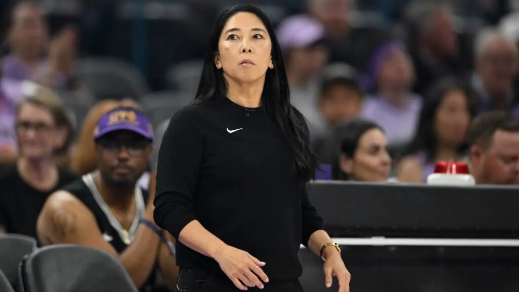 Valkyries coach Natalie Nakase defends trans athletes in ladies’s sports activities as tradition conflict engulfs WNBA | Invesloan.com