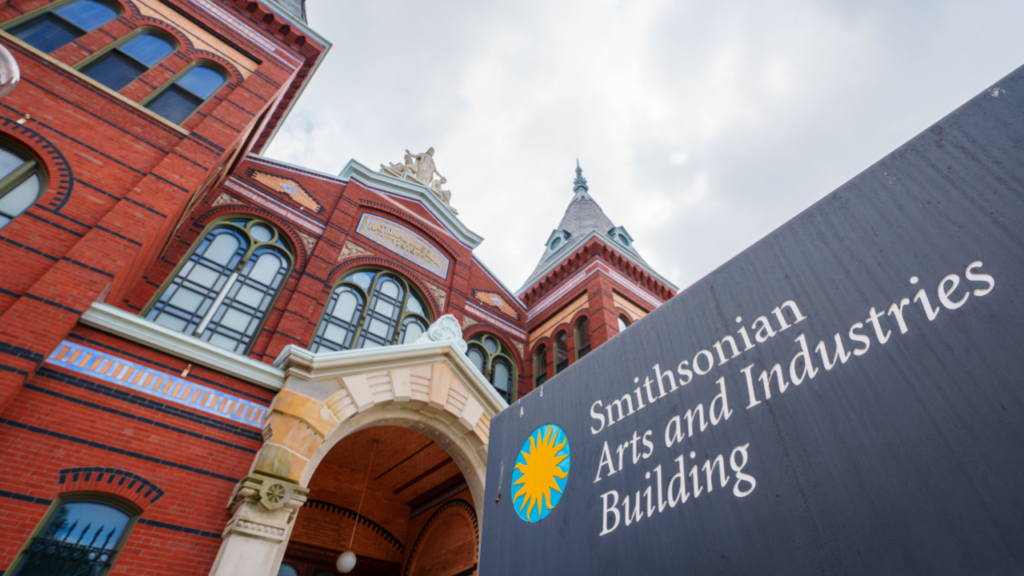 Smithsonian funding drops under $1 billion in Trump’s 2026 finances | Invesloan.com