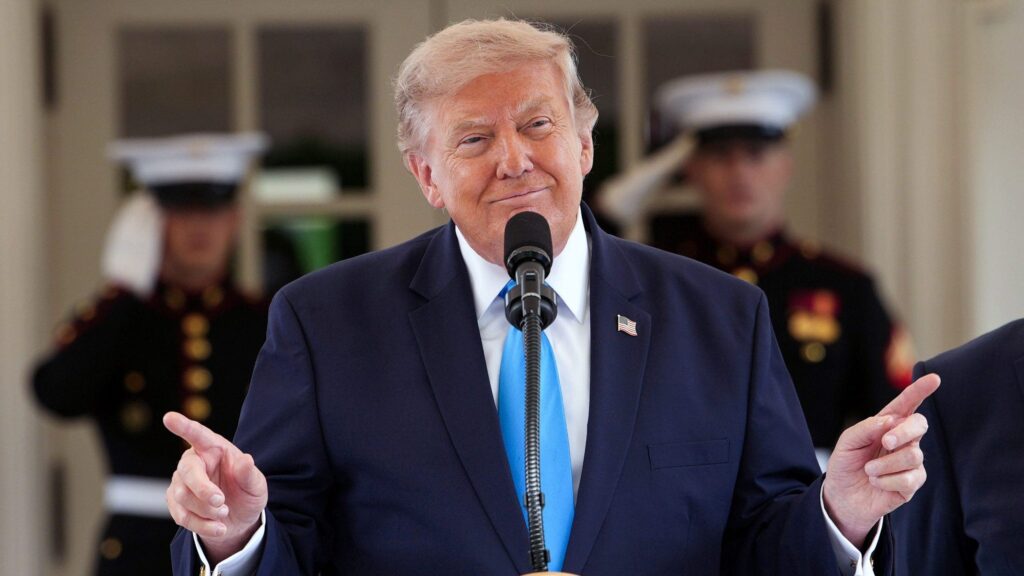 Trump urges Senate to cross invoice ending twice-yearly clock modifications | Invesloan.com