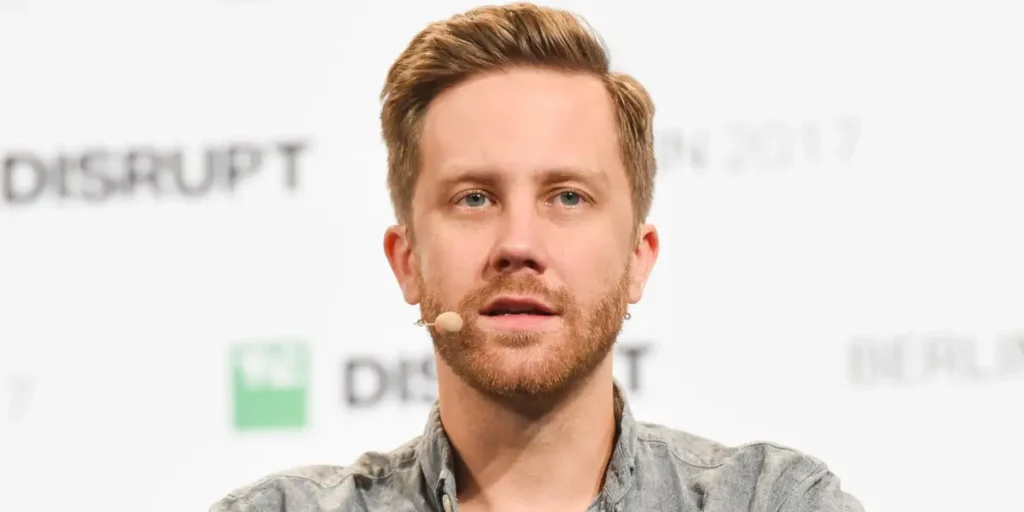Tom Blomfield Praises Anthropic Culture of ‘Hyper-Earnest’ Nerds | Invesloan.com