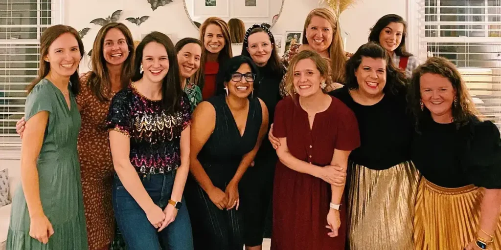 Joining a Monthly Articles Club Gave Me the Adult Connections I Craved | Invesloan.com
