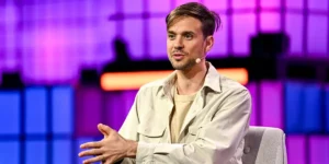 Lovable CEO Anton Osika Shares Nuclear War Essay Amid AI Doom Fears | Invesloan.com