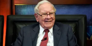 5 Leadership Lessons From Warren Buffett As He Steps Down As Chairman | Invesloan.com