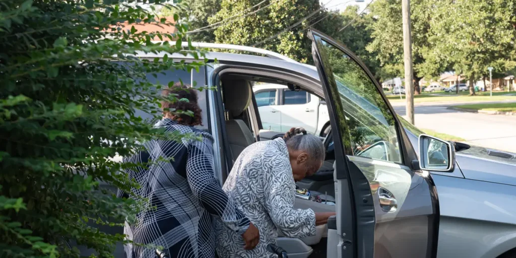 I Love My Mom With Dementia. I Don’t Love Being Her Caregiver. | Invesloan.com