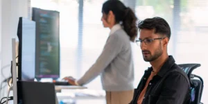 Major PwC Survey Finds That AI Is Splitting Workers Into 4 Groups | Invesloan.com