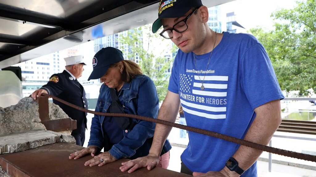 Tunnel to Towers brings WTC beam to Boston to honor fallen heroes | Invesloan.com