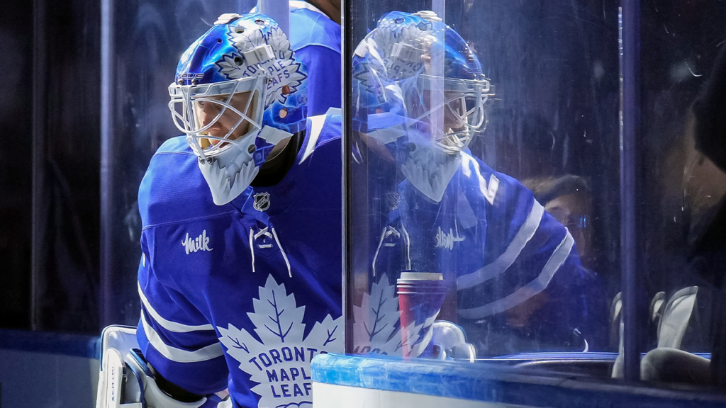 Leafs followers torch Sergei Bobrovsky on-line after the veteran ruins rookie lap for high choose | Invesloan.com