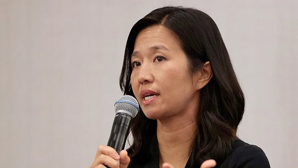 Michelle Wu gives taxpayer scholarships for immigrant-only civic program | Invesloan.com