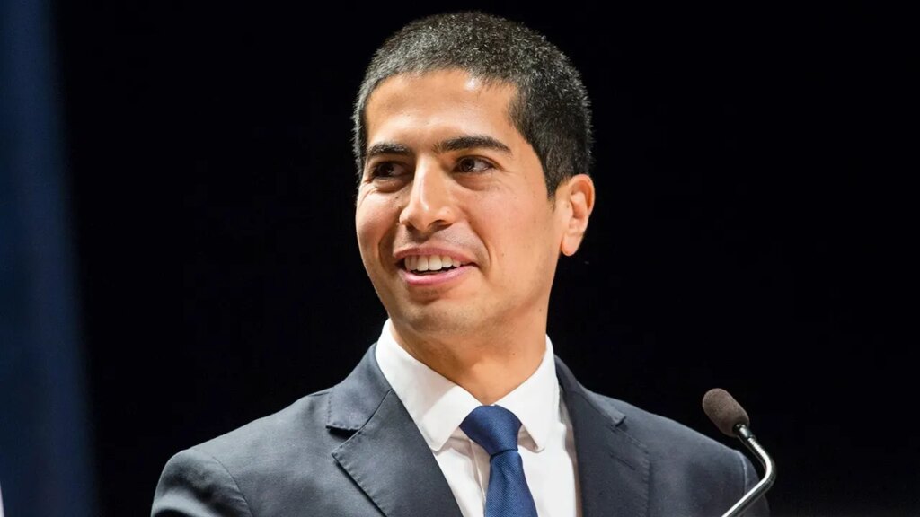 Biden-backed Dan Koh wins crowded main in second bid for Congress | Invesloan.com