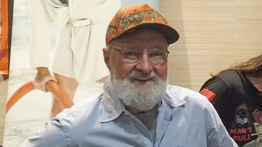 Randy Quaid slams Anne Hathaway casting in ‘Days of Thunder’ sequel | Invesloan.com