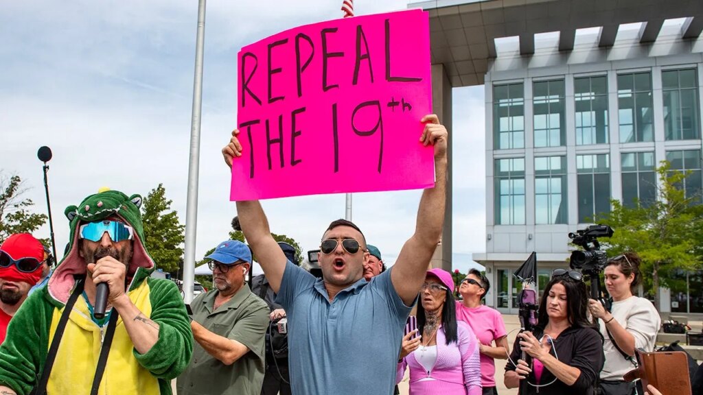 Lindsay Clancy trial sparks on-line calls to repeal nineteenth Amendment | Invesloan.com