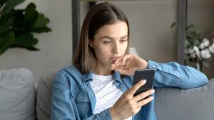 They shunned smartphones. Now America is rediscovering what they knew all alongside | Invesloan.com