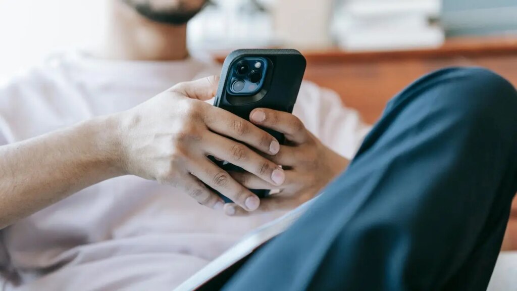 P7 DarkSword iPhone spy ware can steal passwords, photographs and notes | Invesloan.com