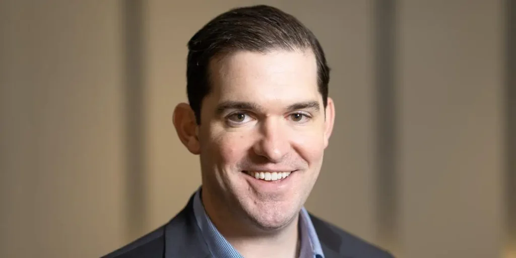 BCG Exec Shares 2 AI Habits That Can Weaken Critical Thinking | Invesloan.com