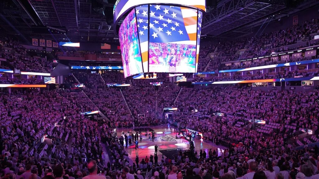 Dream and Valkyries skip nationwide anthem once more in WNBA Finals Game 2 regardless of rulebook requirement | Invesloan.com
