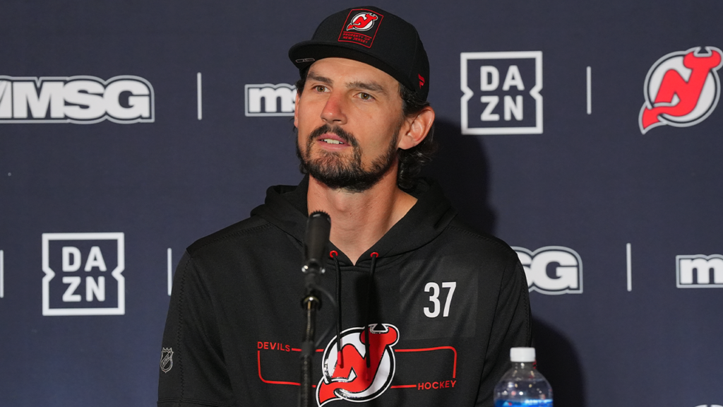 Team USA hero Connor Hellebuyck discusses the distinction between taking part in hockey in US and Canada | Invesloan.com