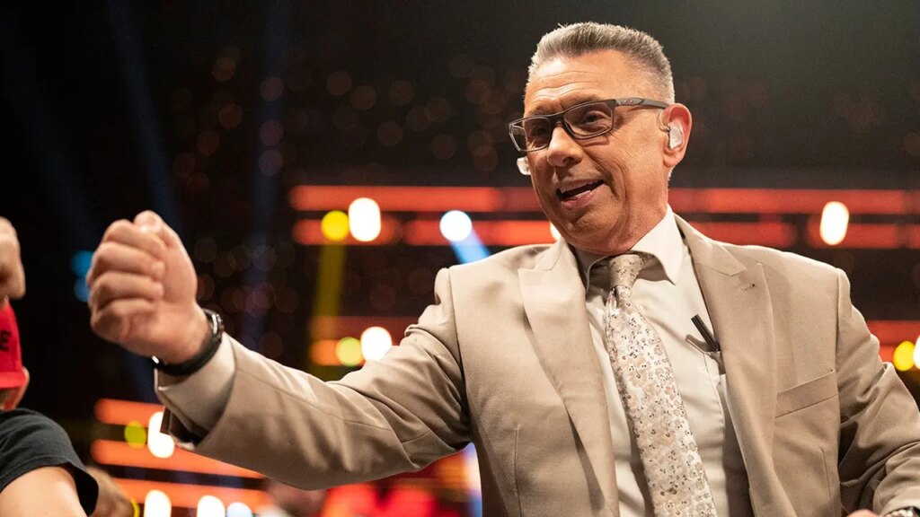 WWE’s Michael Cole refuses to dip his toe into political waters, bucking pattern amongst sports activities broadcasters | Invesloan.com