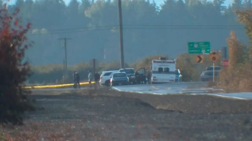 2 helicopters collide midair close to airport in McMinnville, Oregon, FAA confirms | Invesloan.com