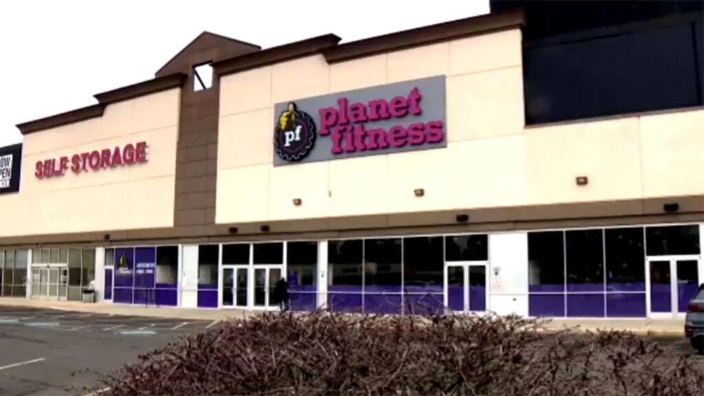 Convicted baby predator accused of attacking 2 ladies in Planet Fitness | Invesloan.com