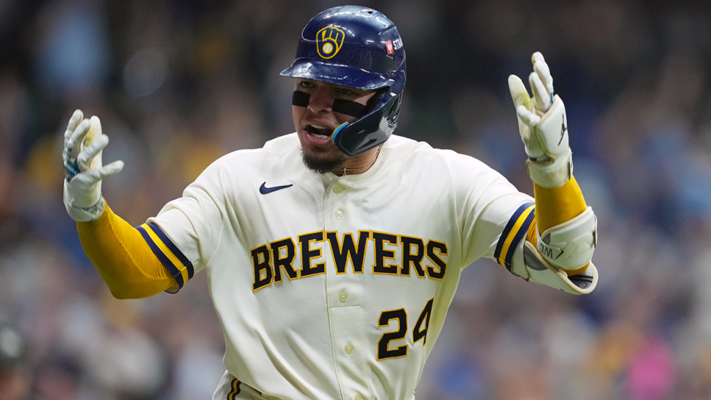 Brewers take Game 1 of NLDS after a controversial name on sure-fire dwelling run ball that hit the stadium roof | Invesloan.com
